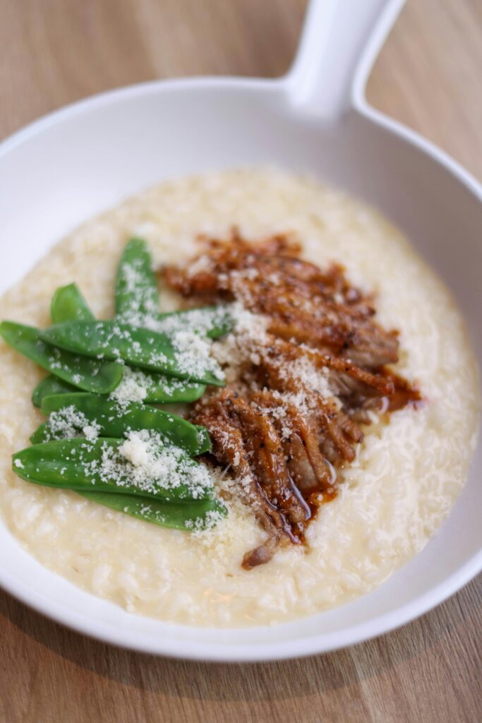 Risoto de filé mignon com queijo parmesão Risoto de filé mignon com queijo parmesão fácil